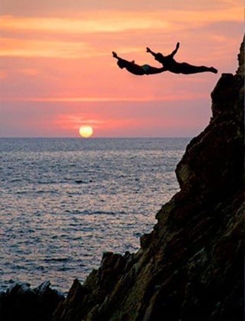 We Hotel Acapulco, Puntos de intres